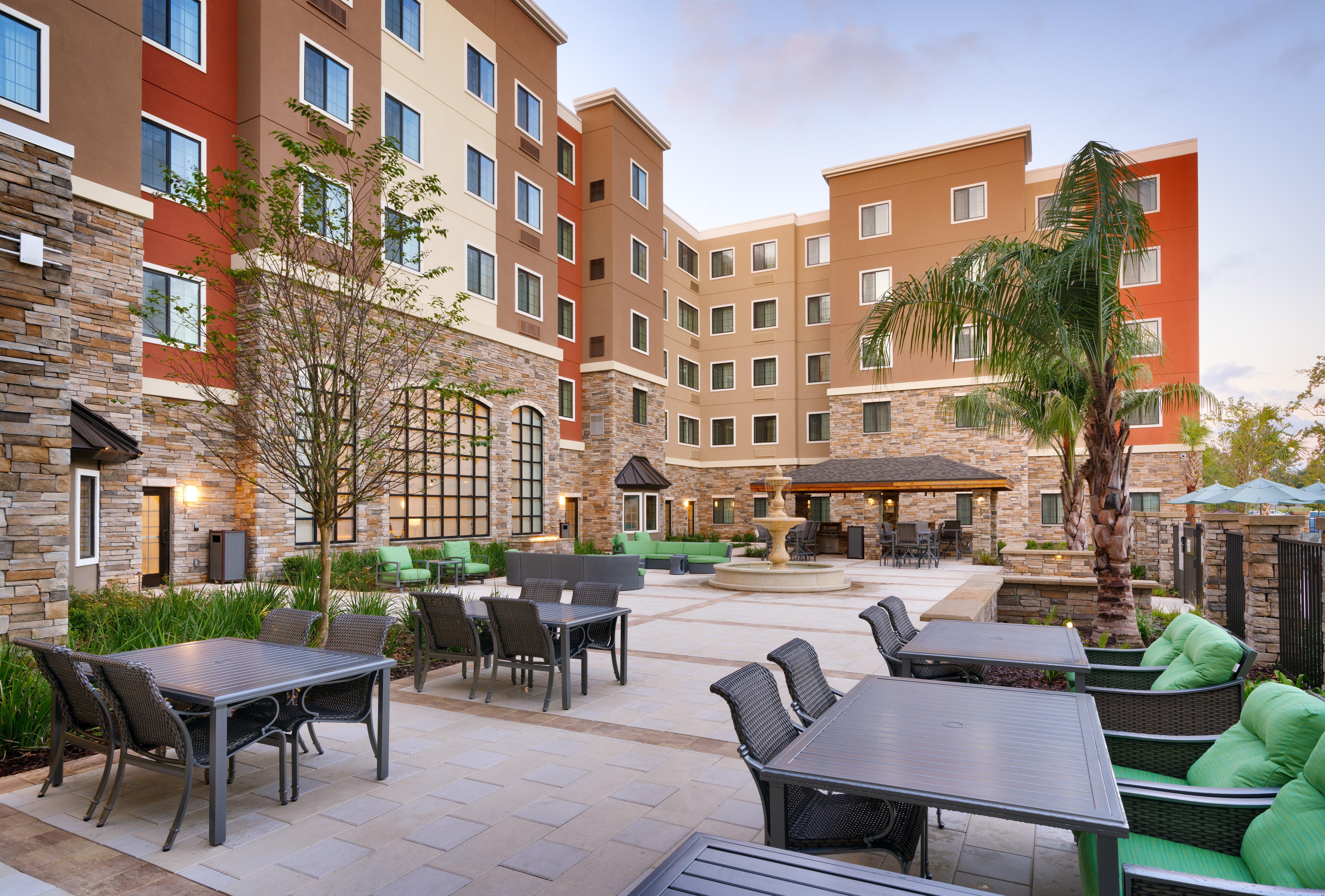 Staybridge Suites - Gainesville I-75, an IHG Hotel Extérieur photo
