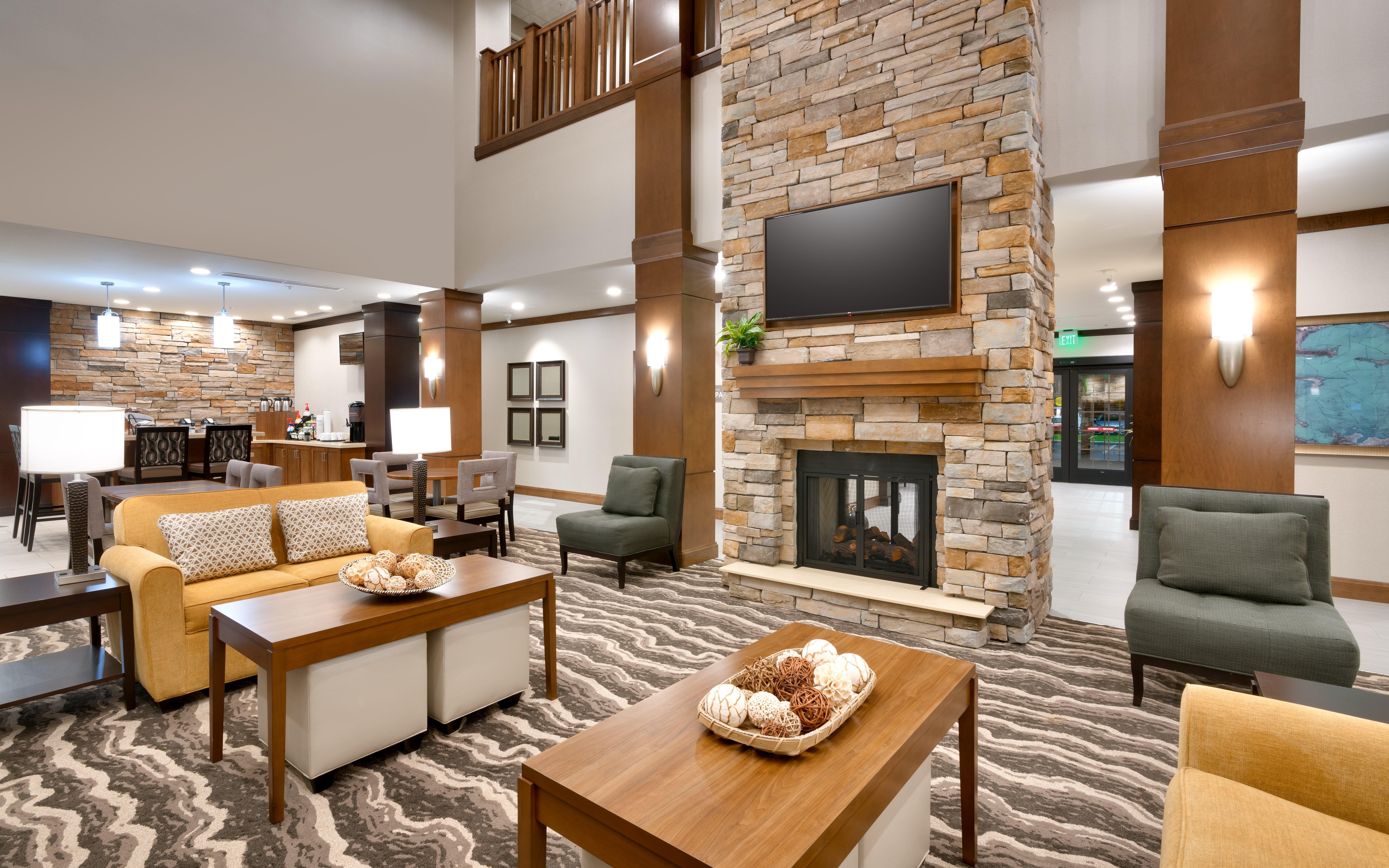 Staybridge Suites - Gainesville I-75, an IHG Hotel Extérieur photo