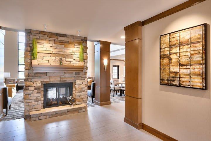Staybridge Suites - Gainesville I-75, an IHG Hotel Extérieur photo